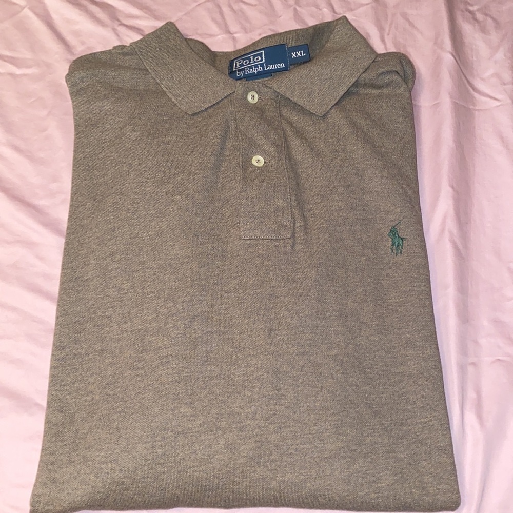 Long sleeve polo by Ralph Lauren XXL still in great condition brownish color